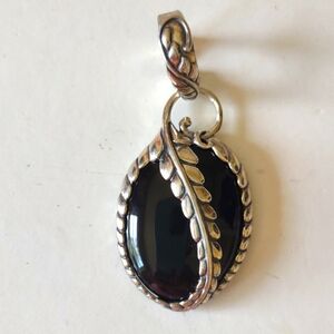 CAMROSE KROSS JEWELERS PENDANT .925 Sterling Silver Authentic Black Onyx